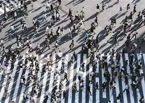 Overtourism: crowd control through ICT solutions