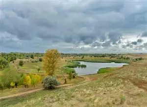 When roofs fly off: nature as climate insurance