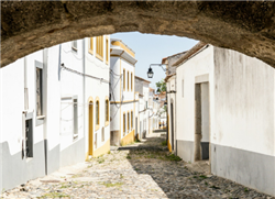 Going green, without losing their past: historic cities’ energy puzzle