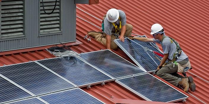 Energy efficient renovations. Understanding how homeowners make decisions